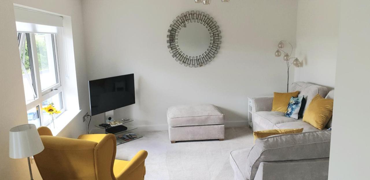 Luxurious First Floor Flat Apartment ดอร์นอค ภายนอก รูปภาพ
